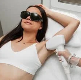 Лазерна епіляція пахви